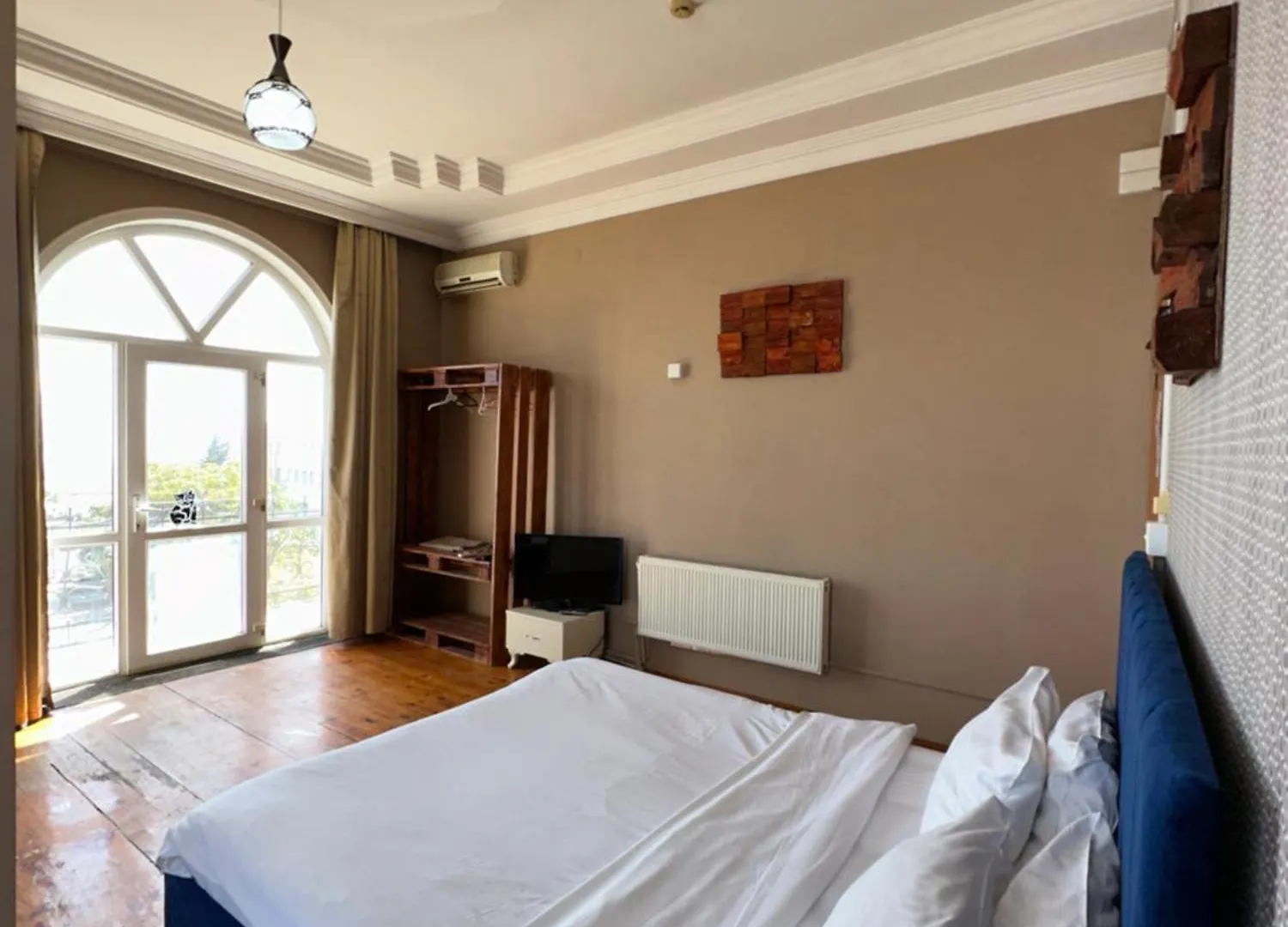 Cliffside Hotel Baku Azerbaijan