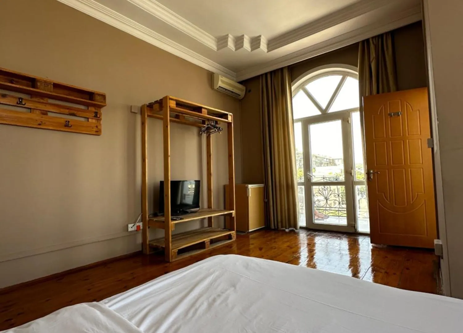 Cliffside Hotel Baku